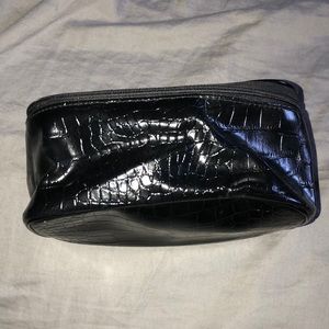 Estee Lauder makeup bag